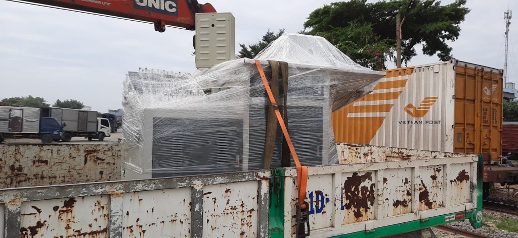 Bàn giao máy uốn 2D CNC kết hợp hàn tự động