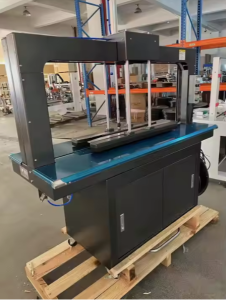 Máy đóng  dây đai  bó bìa carton có bàn ép PS-305RP