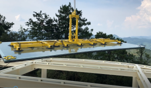 Máy hít, nâng hạ kính trong thi công tải từ 800- 2000kg