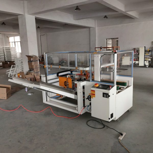 Máy dựng dán đấy thùng carton DKX-4540 tự động