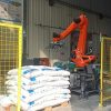 Robot xếp bao lên pallet