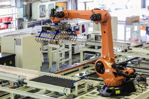 sự phát triển và tương lai robot công nghiệp trong sản xuất thông minh